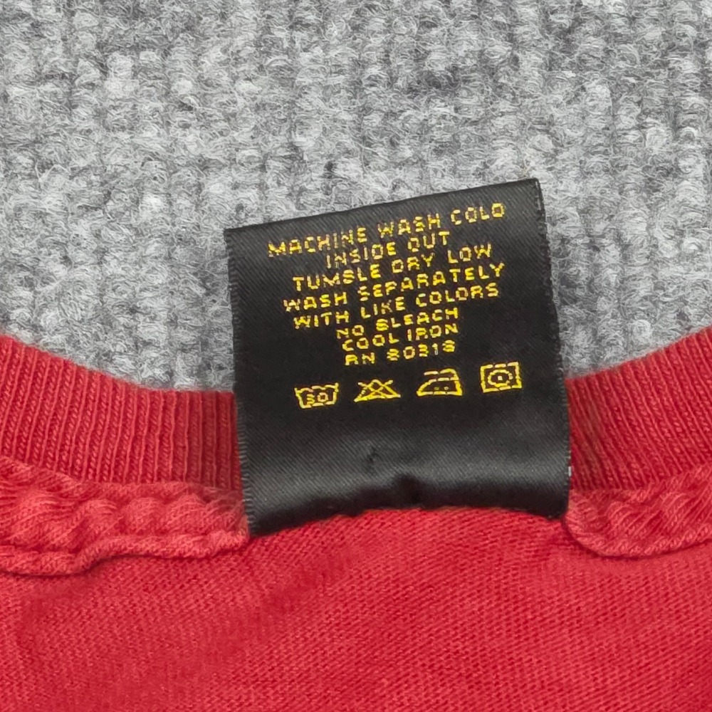 Vintage Lucky Triumph T-Shirt Men's XL Red Made USA Graphic Motorcycle - Picture 5 of 10